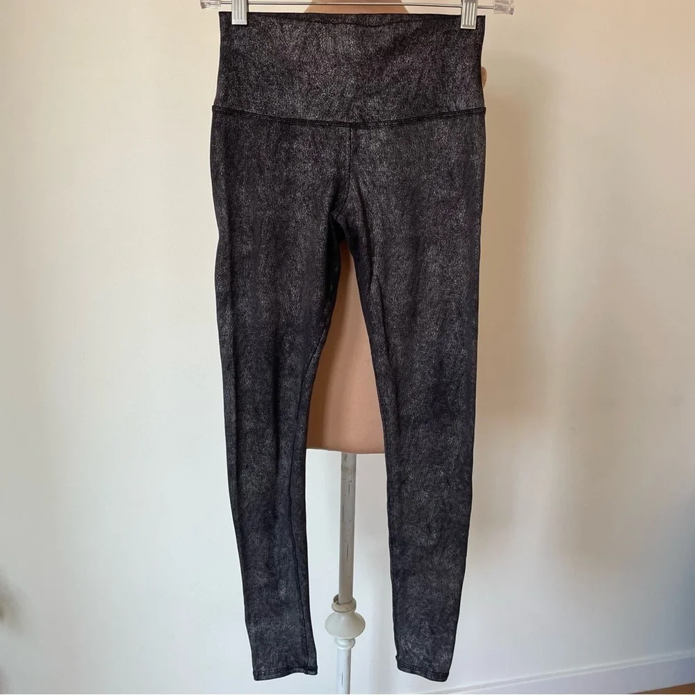 ALO Yoga Black Silver Metallic High Waisted Full Length Crackle Leggings Size S